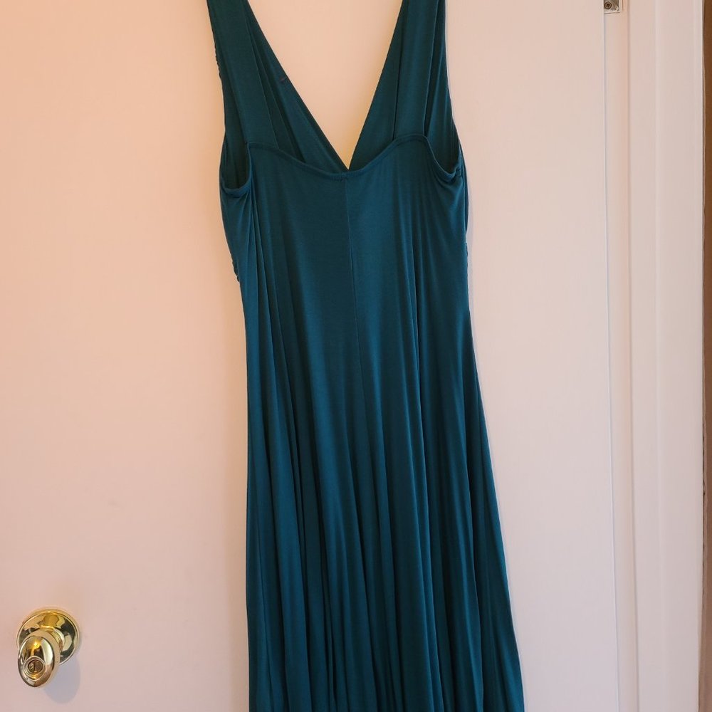 Dress - Picture 3 of 5